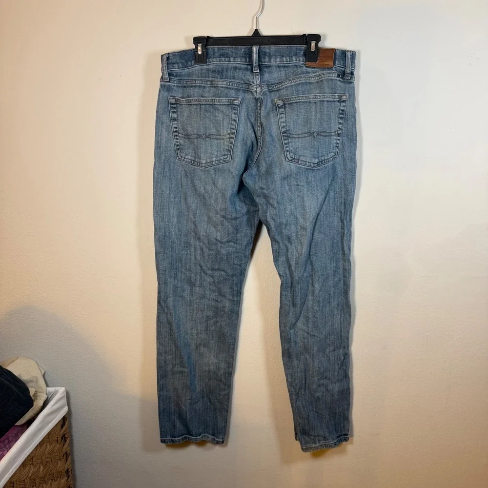 Lucky Brand Men's 36x32 Straight Leg Blue‎ Wash Denim Jeans light wash